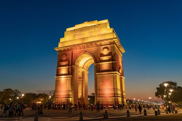 Arrival in Delhi