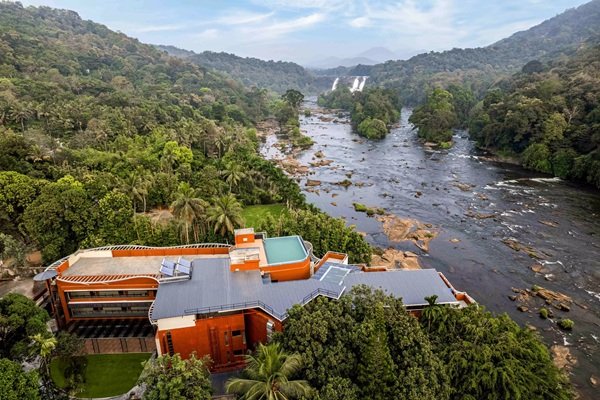 Athirapally – Waterfalls & Forest Lodge Stay