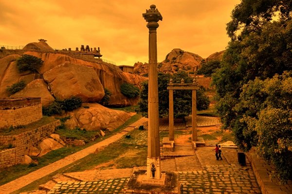 Into the Deccan – Hassan to Hospet via Chitradurga Fort