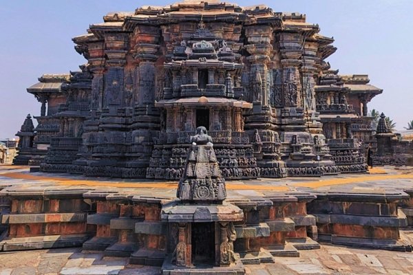 Temple Artistry – Mysore to Hassan via Belur & Halebid