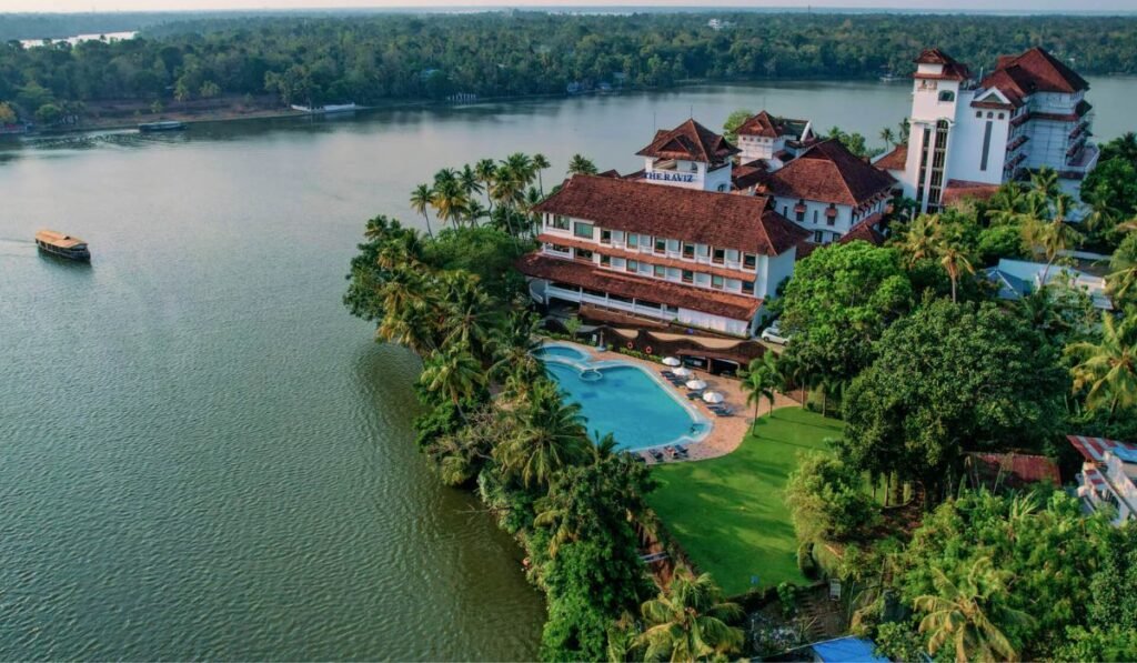 Top 10 Luxury Resorts in Kerala (2026 Guide for Luxury Travelers)